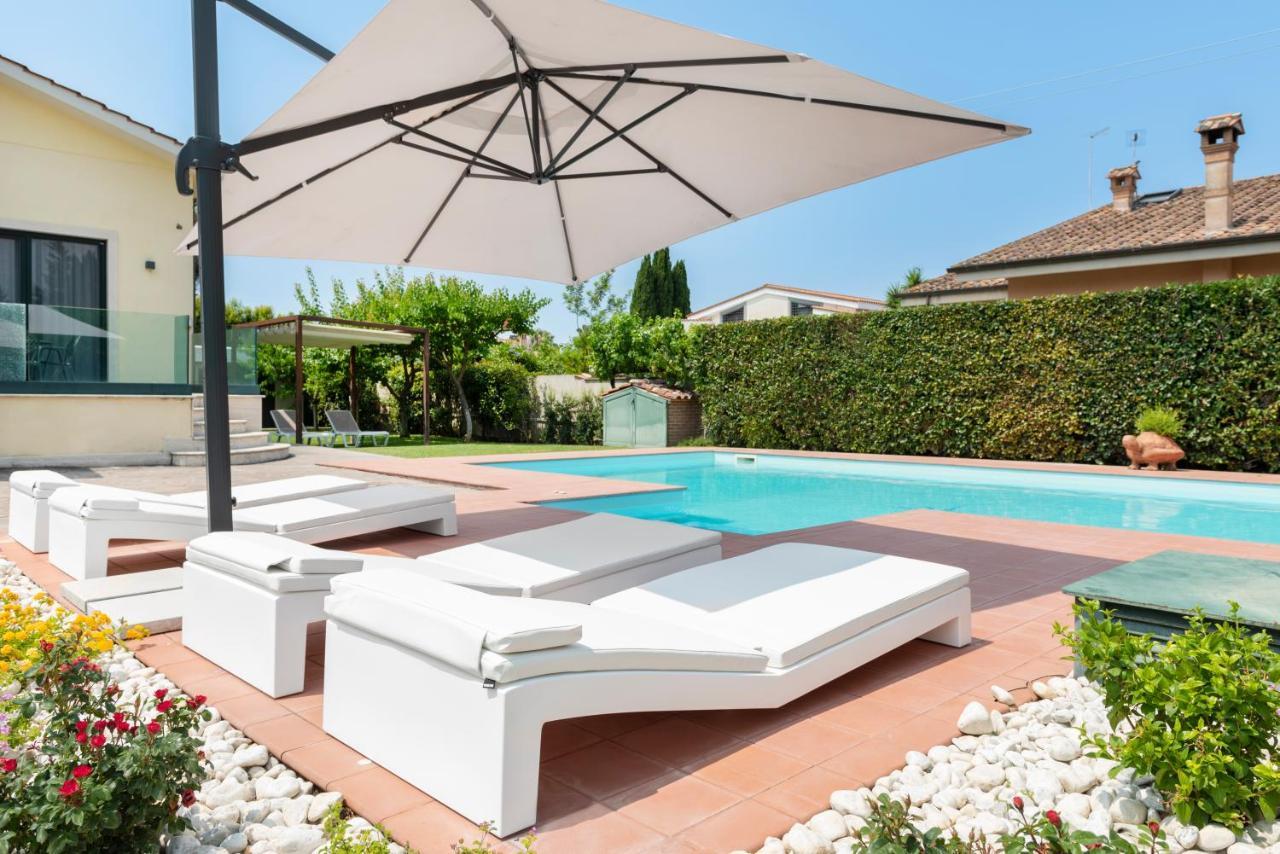 Luxury Duplex Suite With Private Pool Near Rome & Ostia Esterno foto