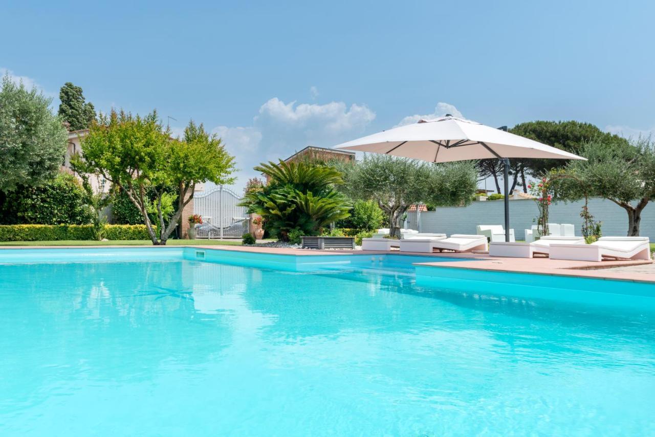 Luxury Duplex Suite With Private Pool Near Rome & Ostia Esterno foto